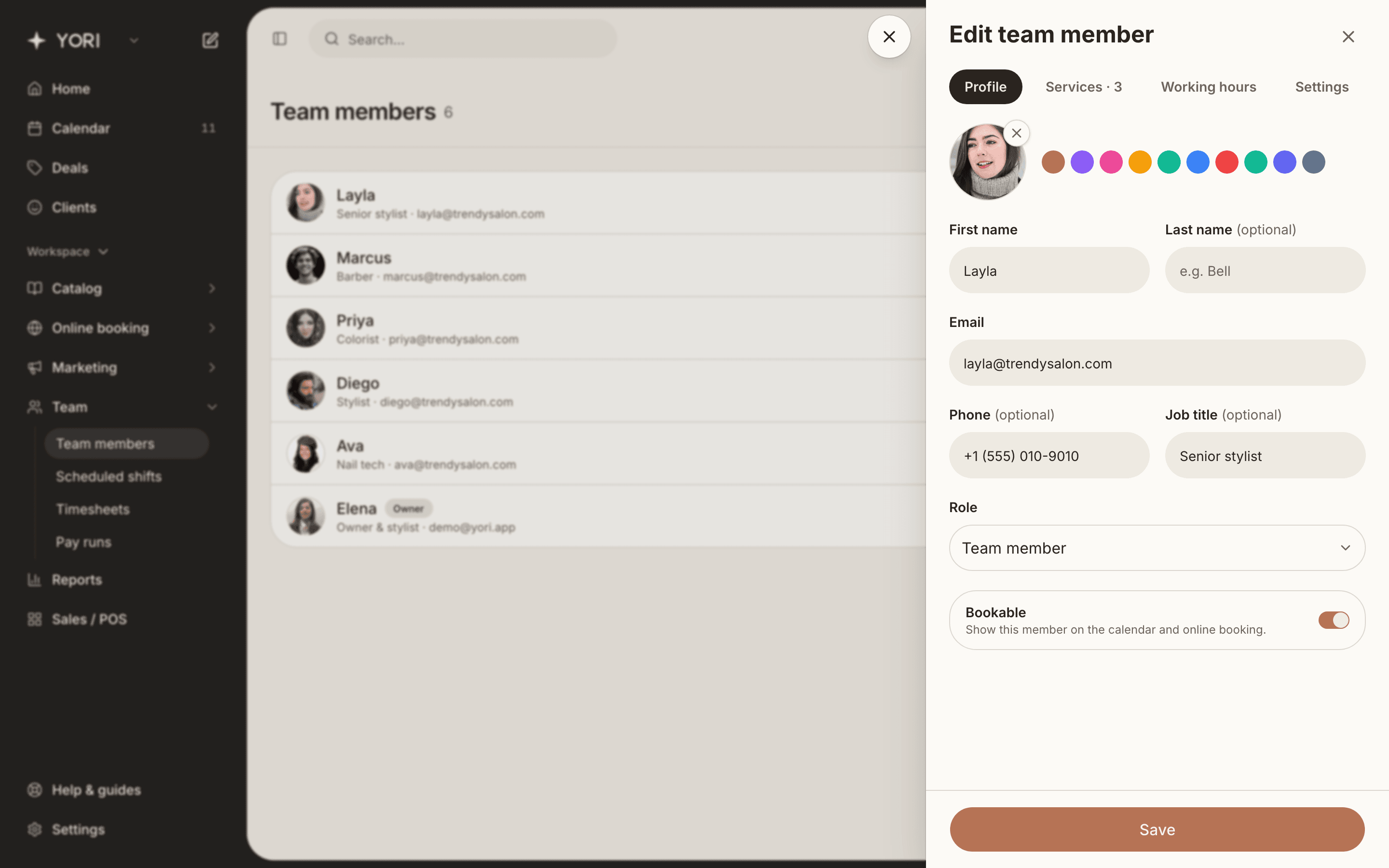 The member editor: profile, services, working hours and settings.